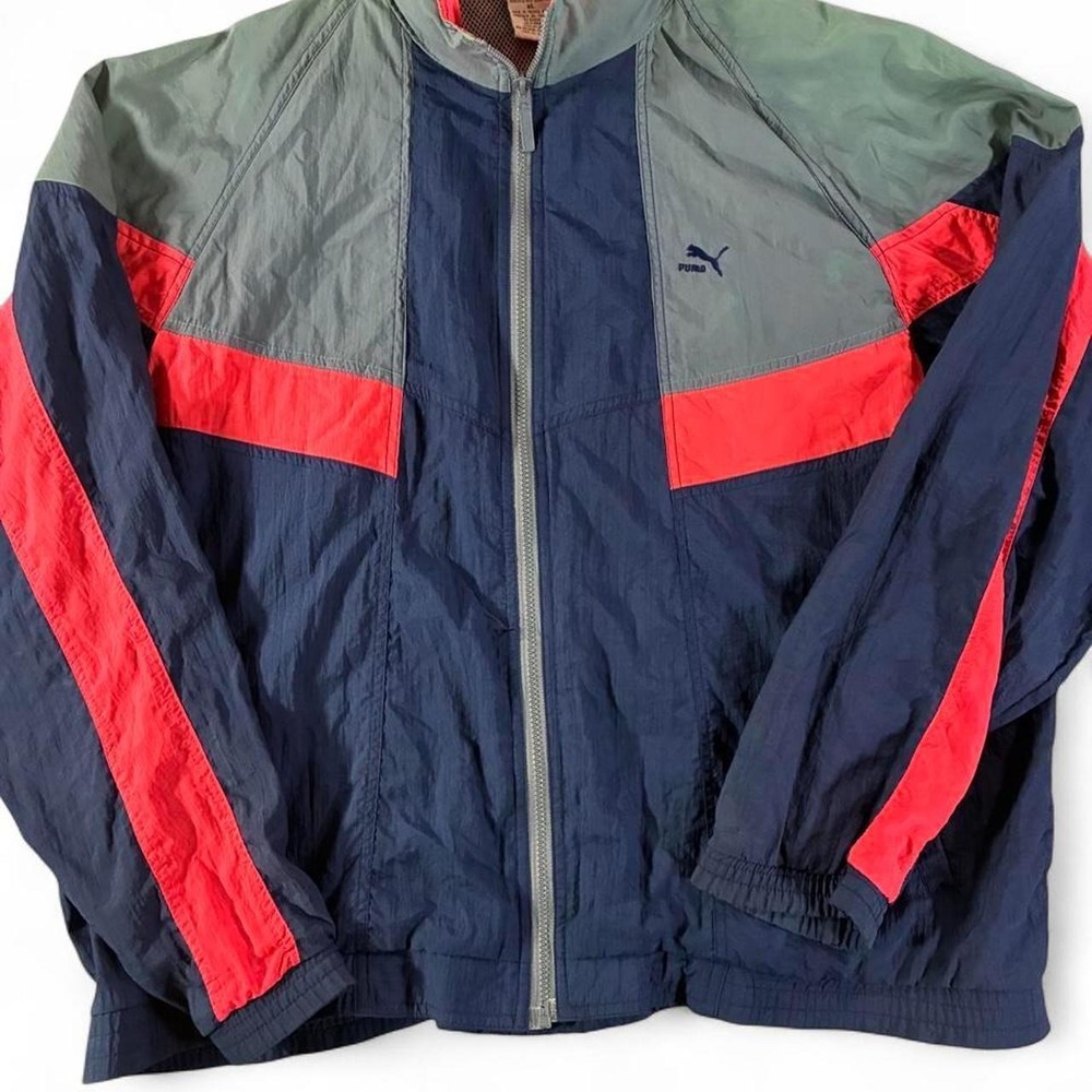 Vintage/80's Puma full zip hooded windbreaker jacket. Men's XL. Sun fading